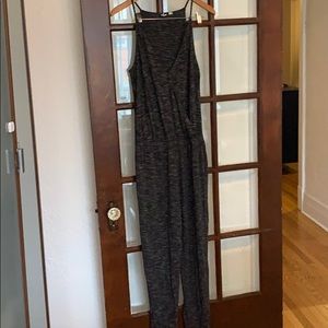 Gap jumpsuit no sleeves - medium great 4 nursing